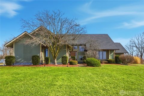 Photo of 10150 Pansing Road, Englewood, OH 45322 (MLS # 952101)