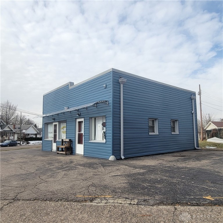 3417 Wayne Avenue, Dayton, Ohio image 1