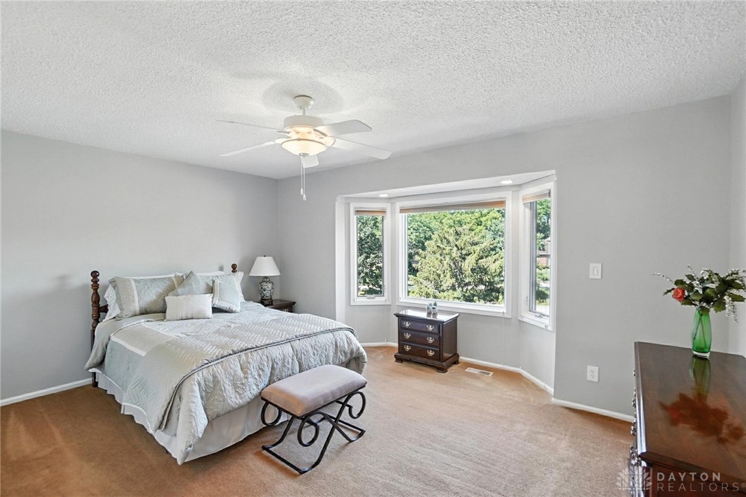 Centerville, Ohio 45459, United States, 4 Bedrooms Bedrooms, ,3 BathroomsBathrooms,Residential,Pending,160117