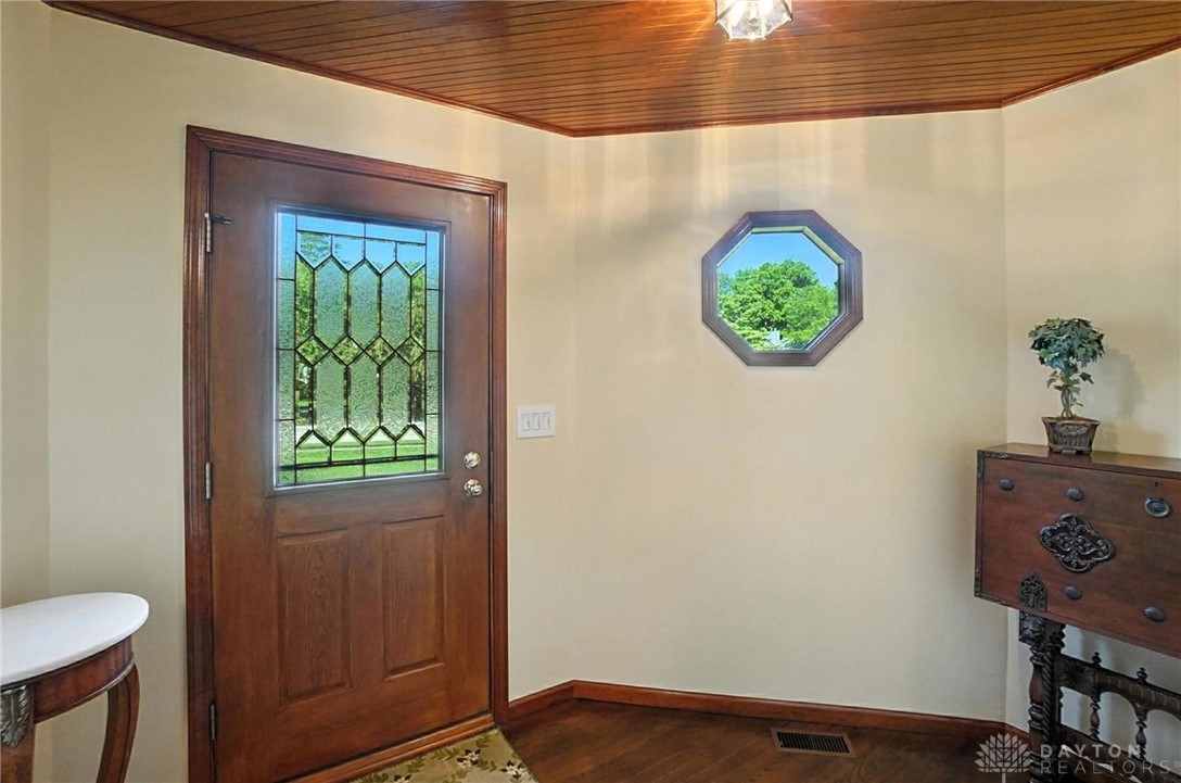 Centerville, Ohio 45459, United States, 4 Bedrooms Bedrooms, ,3 BathroomsBathrooms,Residential,Pending,160117