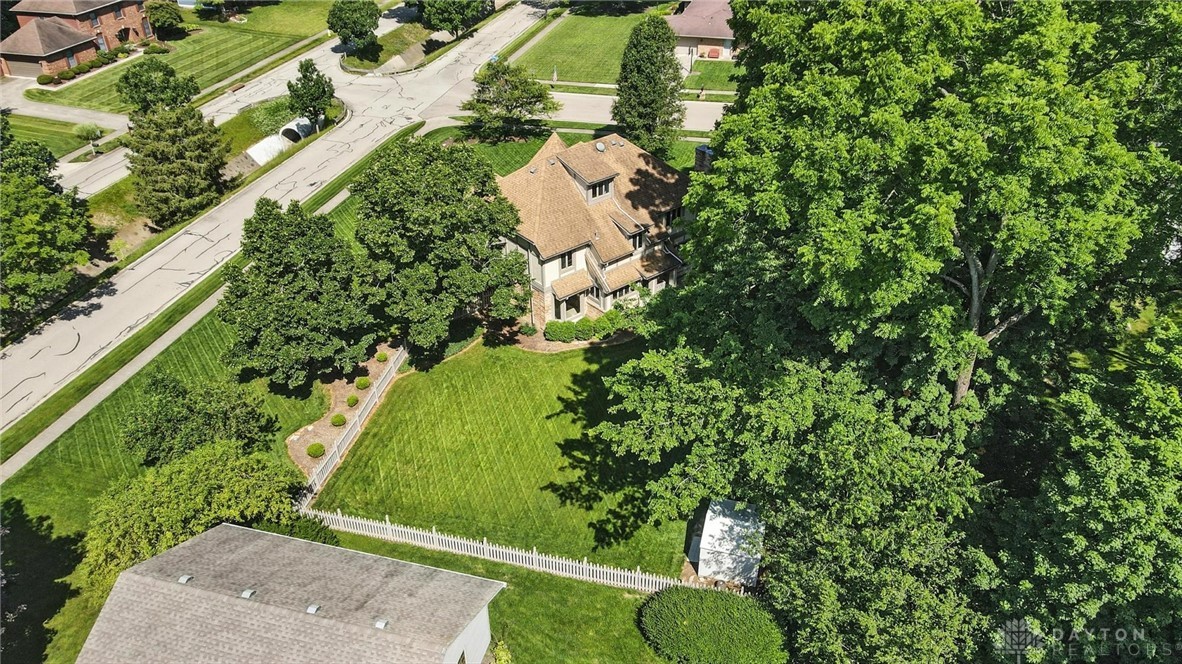 Centerville, Ohio 45459, United States, 4 Bedrooms Bedrooms, ,3 BathroomsBathrooms,Residential,Pending,160117