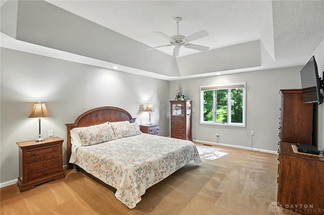 Centerville, Ohio 45459, United States, 4 Bedrooms Bedrooms, ,3 BathroomsBathrooms,Residential,Pending,160117