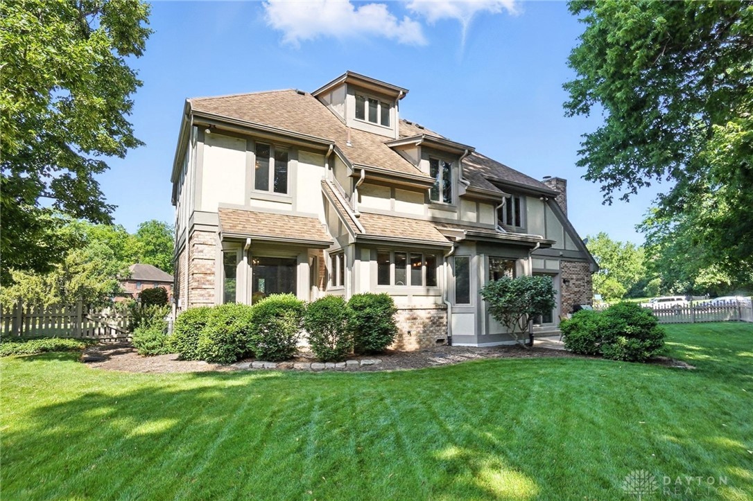 Centerville, Ohio 45459, United States, 4 Bedrooms Bedrooms, ,3 BathroomsBathrooms,Residential,Pending,160117