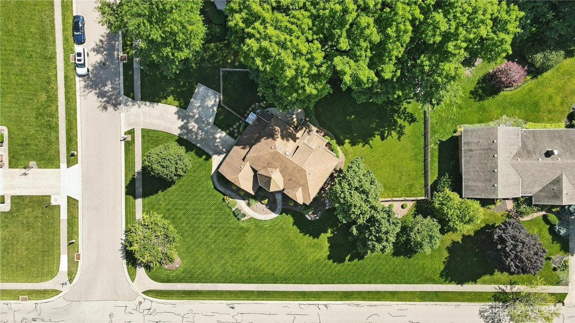 Centerville, Ohio 45459, United States, 4 Bedrooms Bedrooms, ,3 BathroomsBathrooms,Residential,Pending,160117