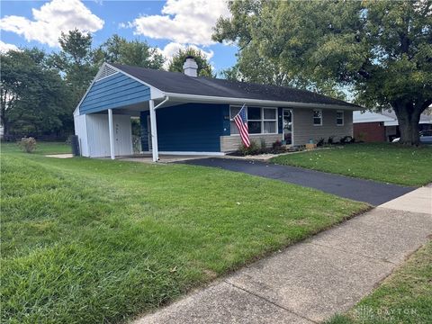 Photo of 2808 Whitehorse Avenue, Dayton, OH 45420 (MLS # 945359)