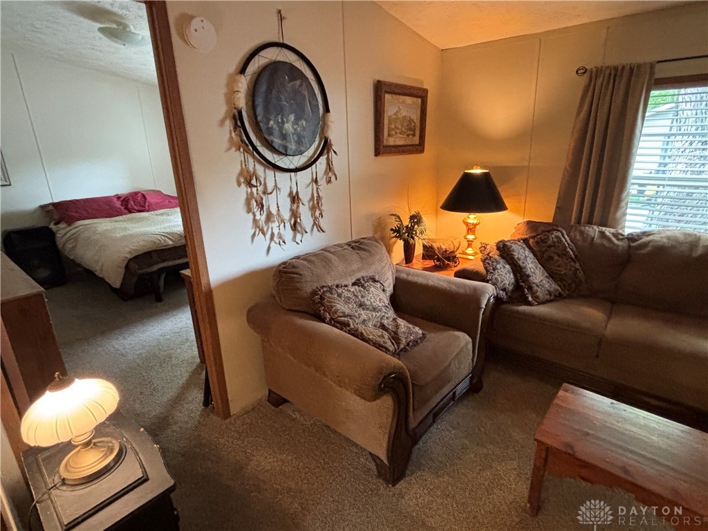 7565 W St Rt 571 44