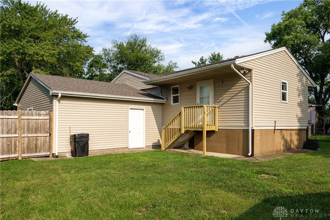 510 Caldwell Circle, New Carlisle, Ohio image 37