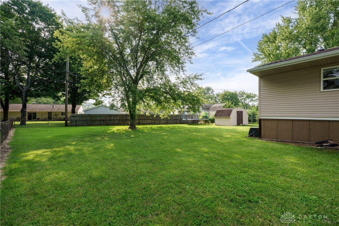 510 Caldwell Circle, New Carlisle, Ohio image 42