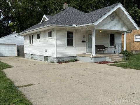 Homes For Sale - 31 Yale Avenue<br/> Montgomery County, New Lebanon, OH 45345