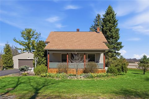 Photo of 8 Clinton Street, OH 45316 (MLS # 954883)