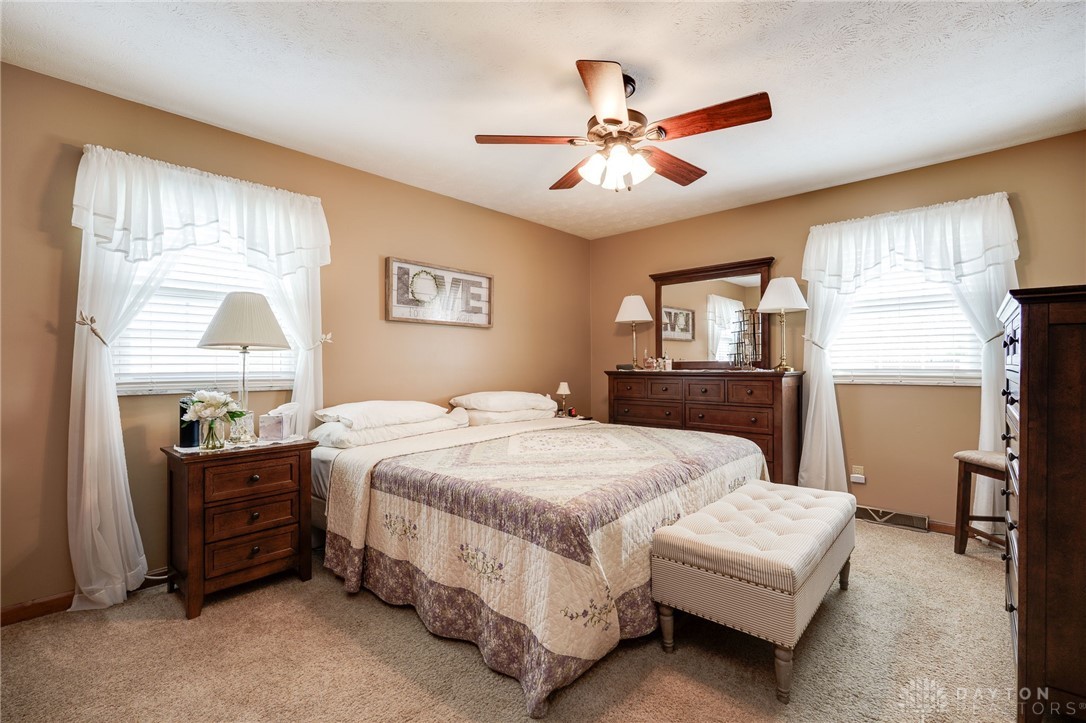 727 Doral Drive, Xenia, Ohio image 27