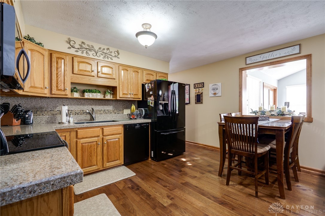 727 Doral Drive, Xenia, Ohio image 11