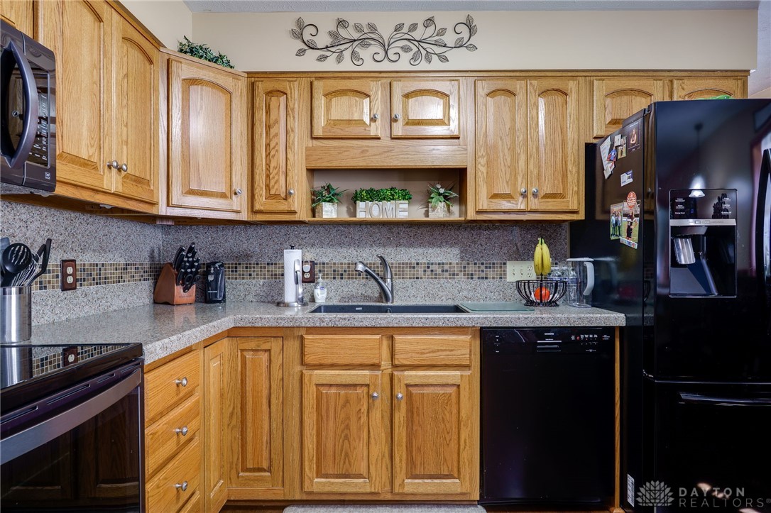 727 Doral Drive, Xenia, Ohio image 13