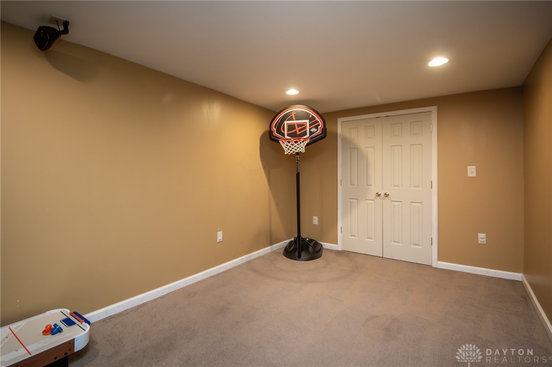 9922 Hollow Tree Drive, Tipp City, Ohio image 27