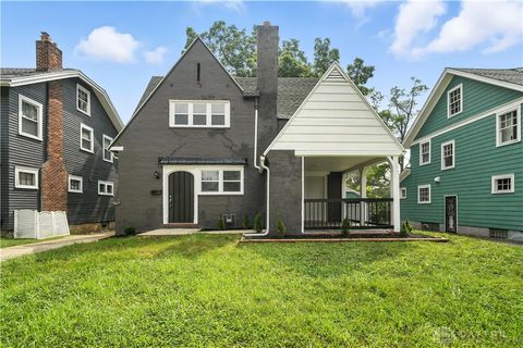 Photo of 1532 N Euclid Avenue, Dayton, OH 45406 (MLS # 939607)