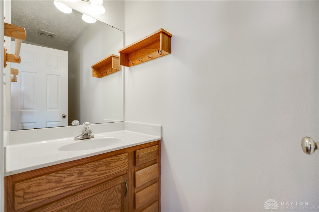 Fairborn, Ohio 45324, United States, 4 Bedrooms Bedrooms, ,4 BathroomsBathrooms,Residential,Active,159833