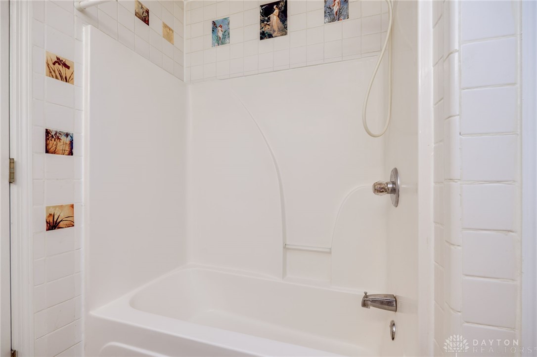 Fairborn, Ohio 45324, United States, 4 Bedrooms Bedrooms, ,4 BathroomsBathrooms,Residential,Active,159833