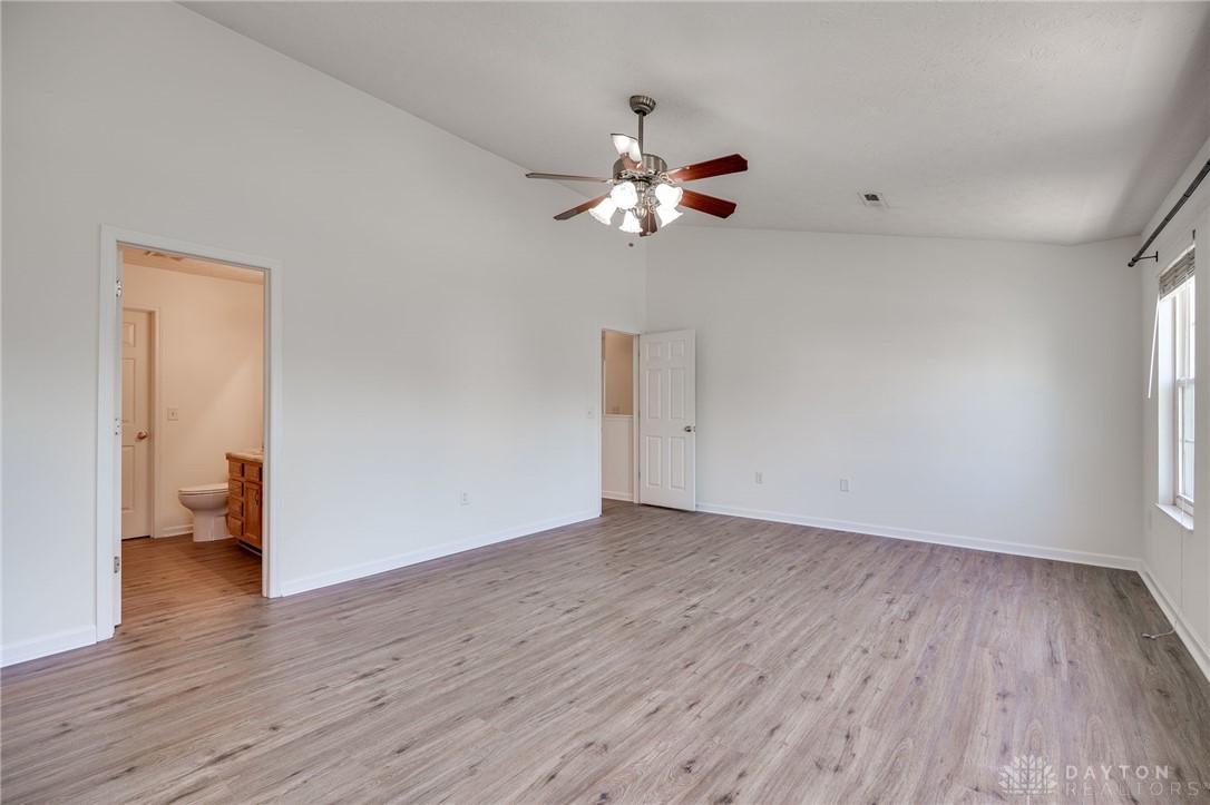 Fairborn, Ohio 45324, United States, 4 Bedrooms Bedrooms, ,4 BathroomsBathrooms,Residential,Active,159833