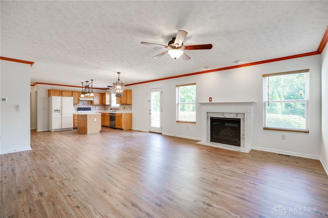 Fairborn, Ohio 45324, United States, 4 Bedrooms Bedrooms, ,4 BathroomsBathrooms,Residential,Active,159833