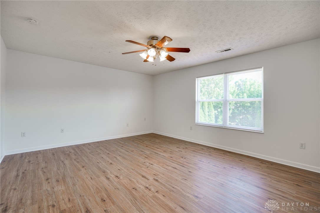 Fairborn, Ohio 45324, United States, 4 Bedrooms Bedrooms, ,4 BathroomsBathrooms,Residential,Active,159833