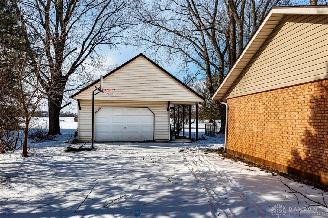 10879 Putnam Road, Englewood, Ohio image 37