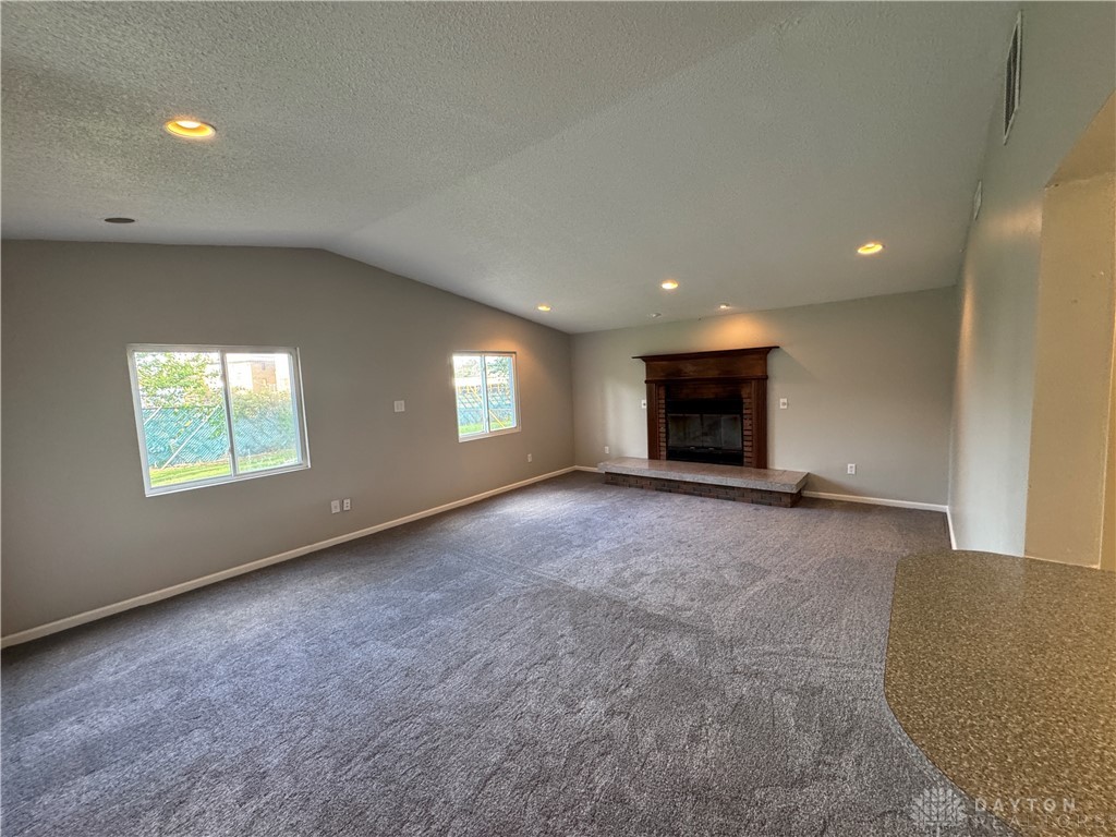 7424 Chatlake Drive, Dayton, Ohio image 3