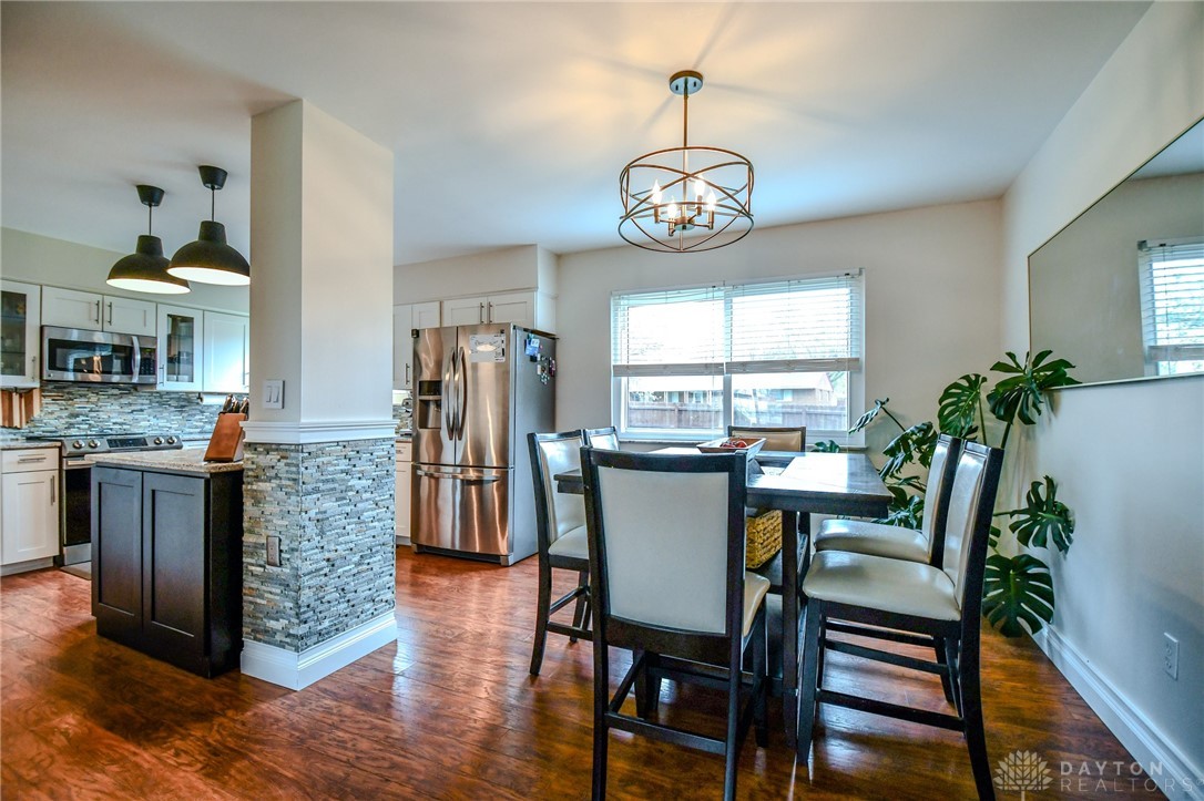 3086 Burr Oak Court, Kettering, Ohio image 10