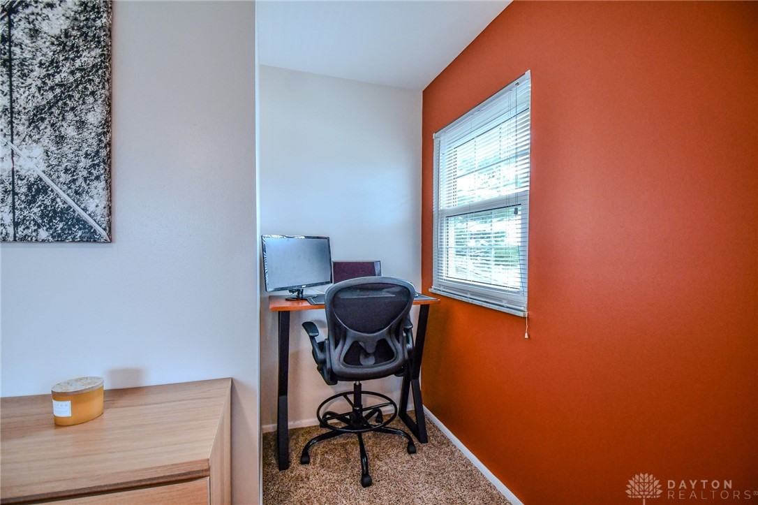 3086 Burr Oak Court, Kettering, Ohio image 27