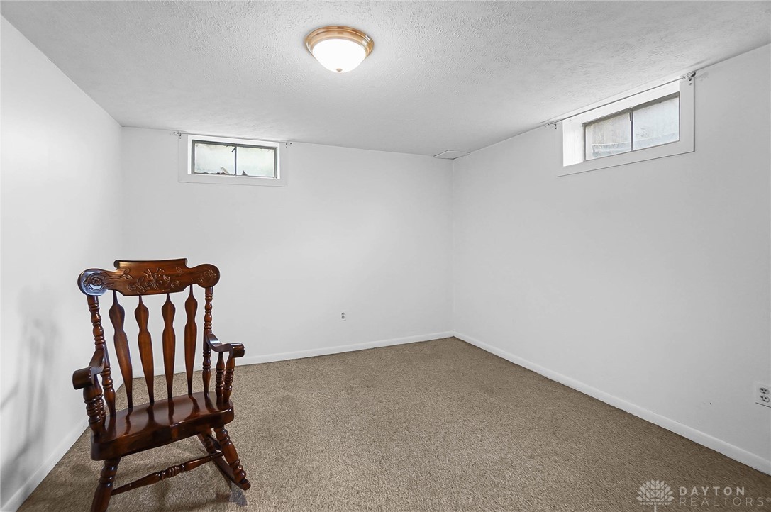 1670 Milner Drive, Beavercreek, Ohio image 16