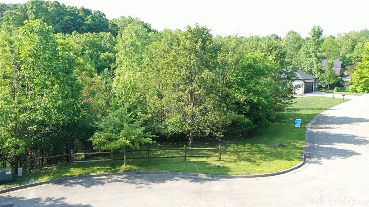 6340 Crimson Creek Drive, Dayton, Ohio image 7