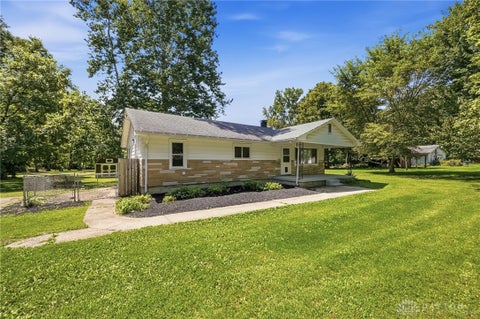 Homes For Sale - 1265 Wallaby Drive<br/> Greene County, Dayton, OH 45432