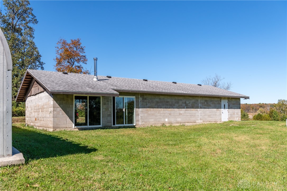 6024 Eaton Lewisburg Road, Lewisburg, Ohio image 8