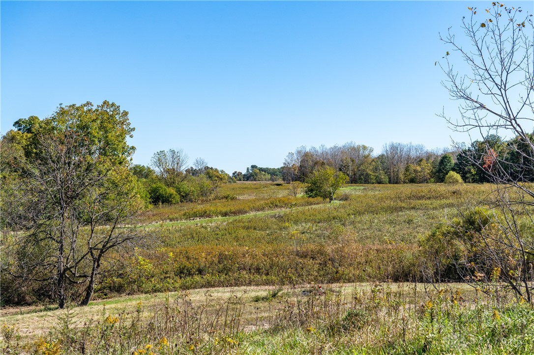 6024 Eaton Lewisburg Road, Lewisburg, Ohio image 3