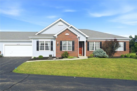 Photo of 3071 Willowbrook Way, Beavercreek, OH 45431 (MLS # 964759)