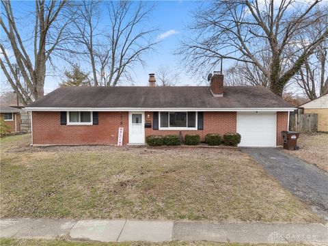 Photo of 2267 Yorkshire Place, Kettering, OH 45419 (MLS # 952696)