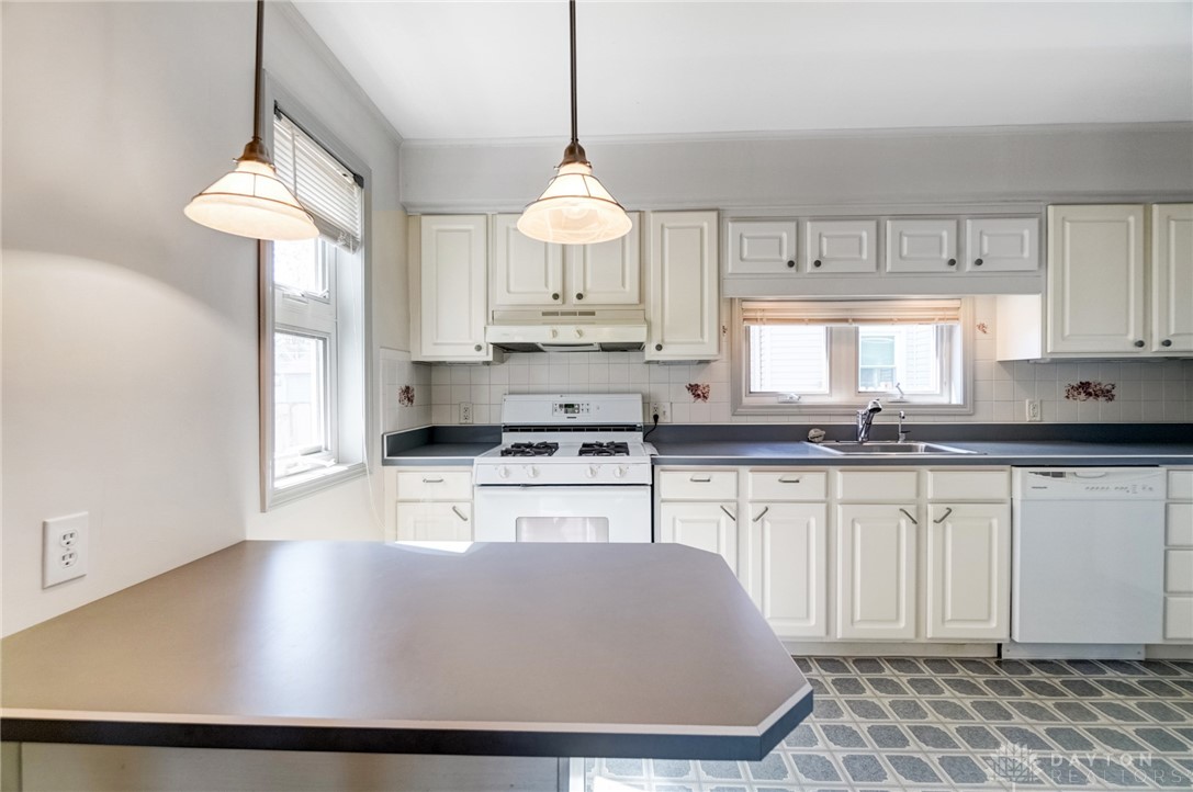 545 N Poplar Street, Dayton, Ohio image 9