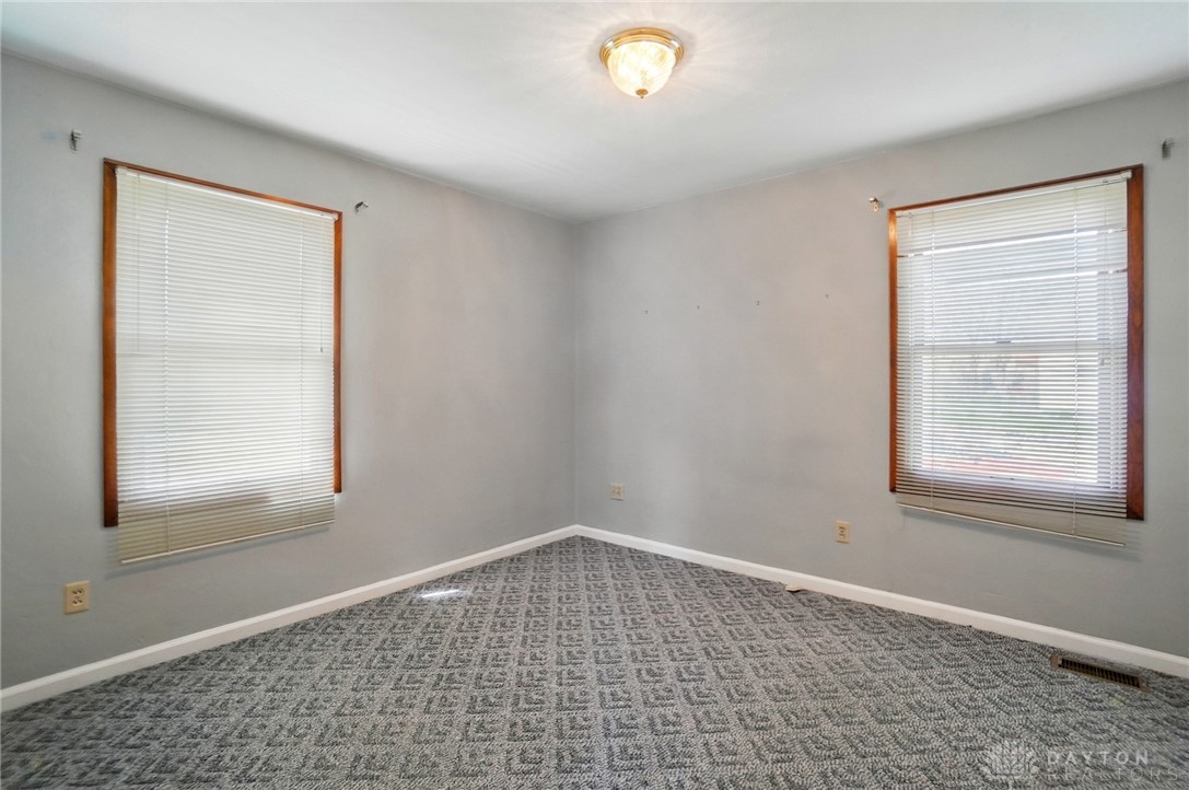 545 N Poplar Street, Dayton, Ohio image 17