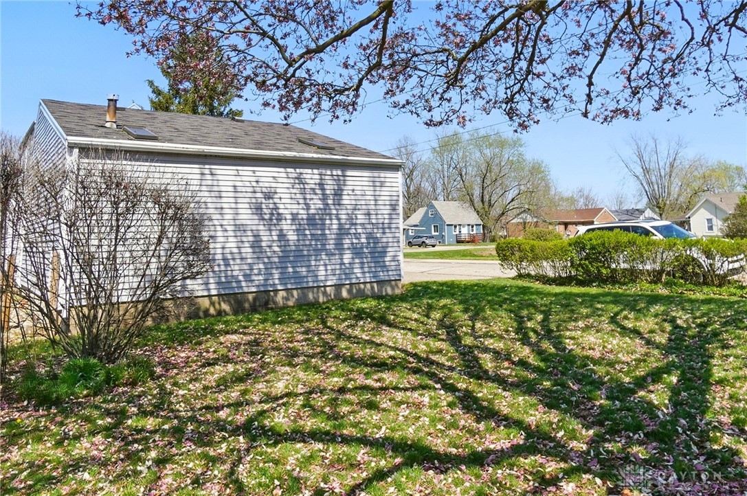 545 N Poplar Street, Dayton, Ohio image 33