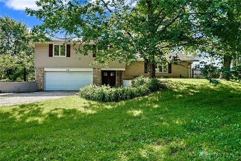 Photo of 1301 Boyd Road, Xenia Twp, OH 45385 (MLS # 960362)