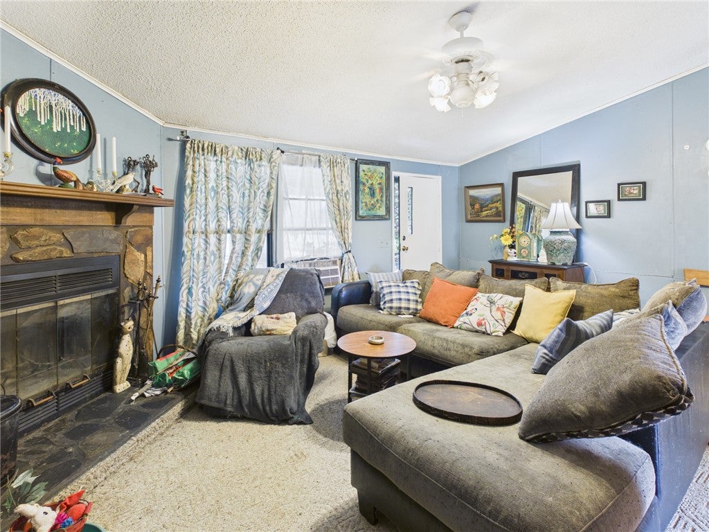 13 Little John Drive