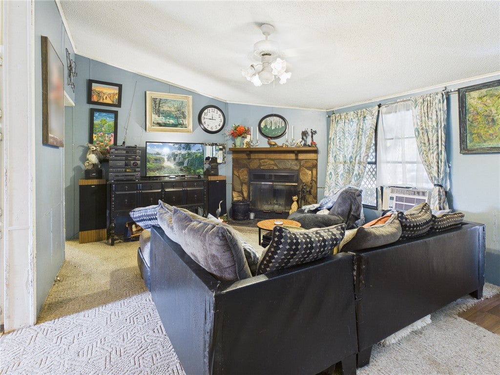 13 Little John Drive