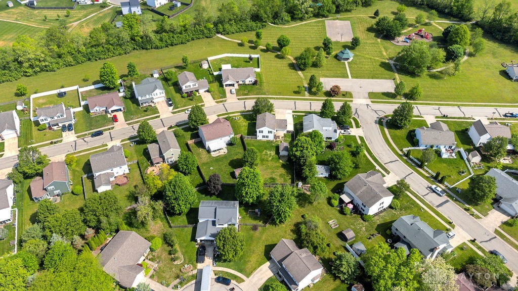 2909 W Barnhill Place, Xenia, Ohio image 32