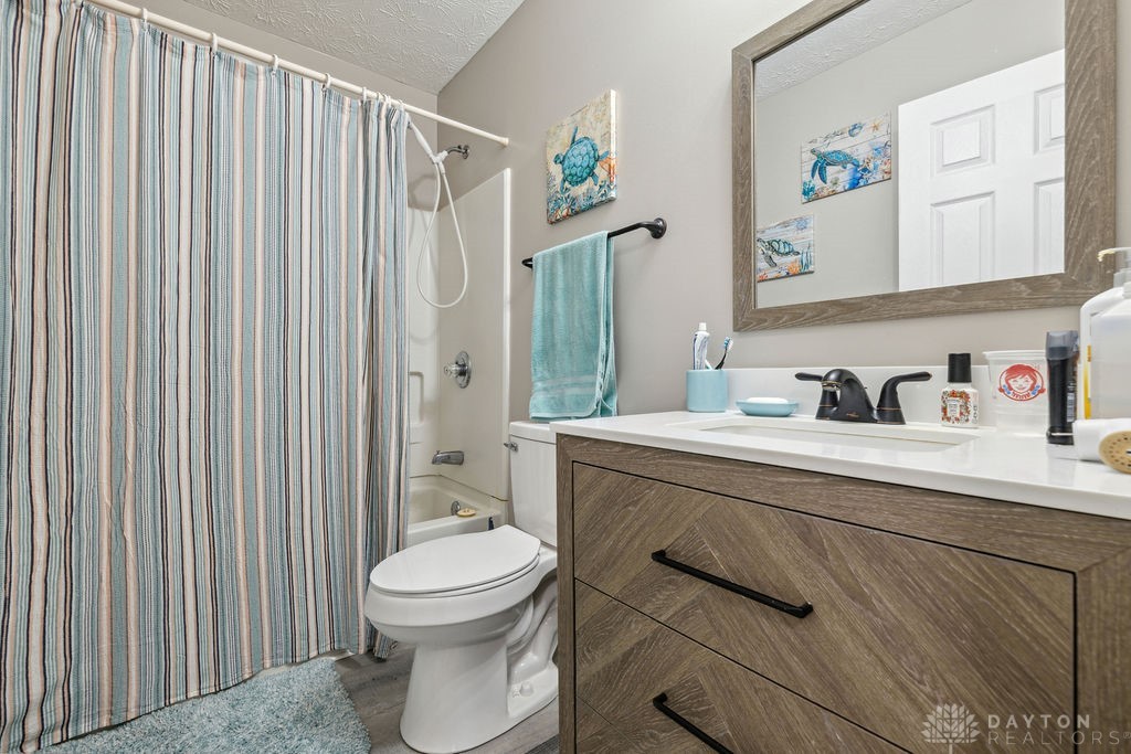 2909 W Barnhill Place, Xenia, Ohio image 22