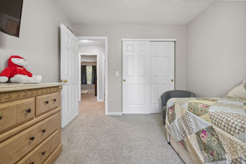 2909 W Barnhill Place, Xenia, Ohio image 21