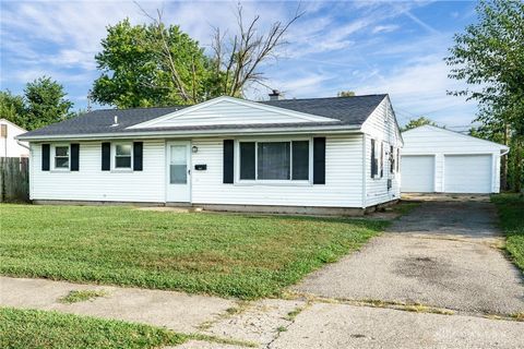 Photo of 2417 Neff Road, Dayton, OH 45414 (MLS # 941402)