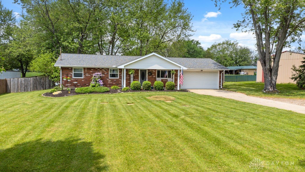 3162 Rebert Pike, Springfield, Ohio image 1