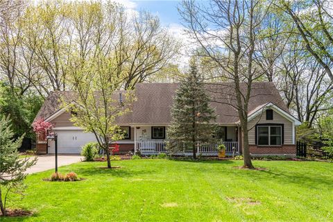 Photo of 159 E Lytle 5 Points Road, Centerville, OH 45458 (MLS # 955382)