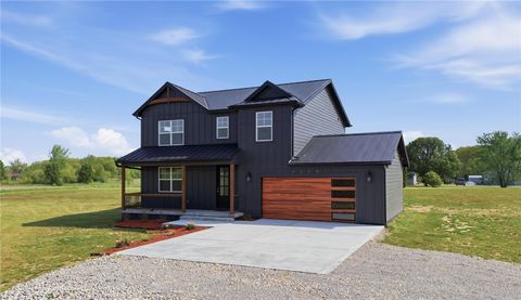 Photo of 3509 S State Route 72, Sabina, OH 45169 (MLS # 957993)
