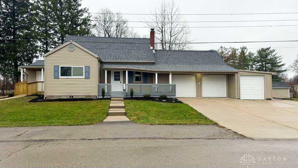 6780 E Walnut Street, Tipp City, Ohio image 1