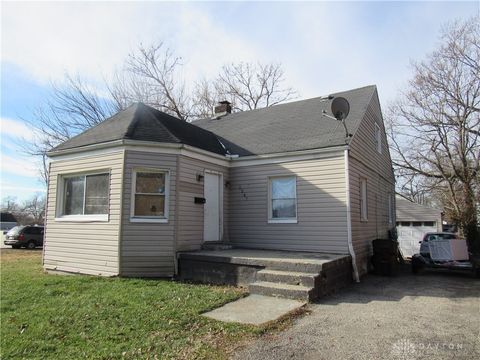 Photo of 2247 Esmeralda Avenue, Dayton, OH 45406 (MLS # 950616)